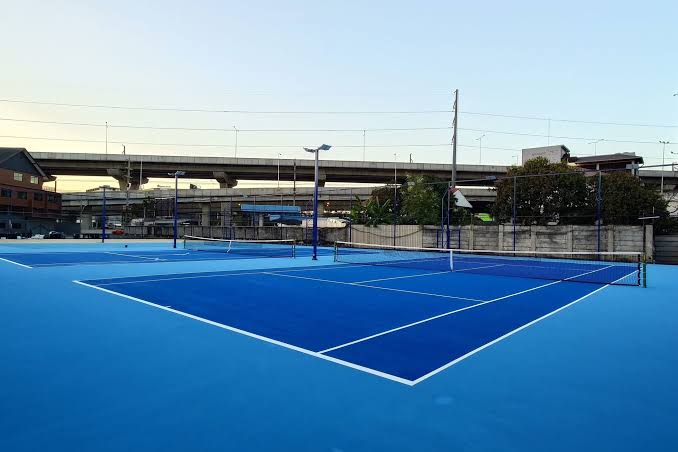 Let's play tennis 