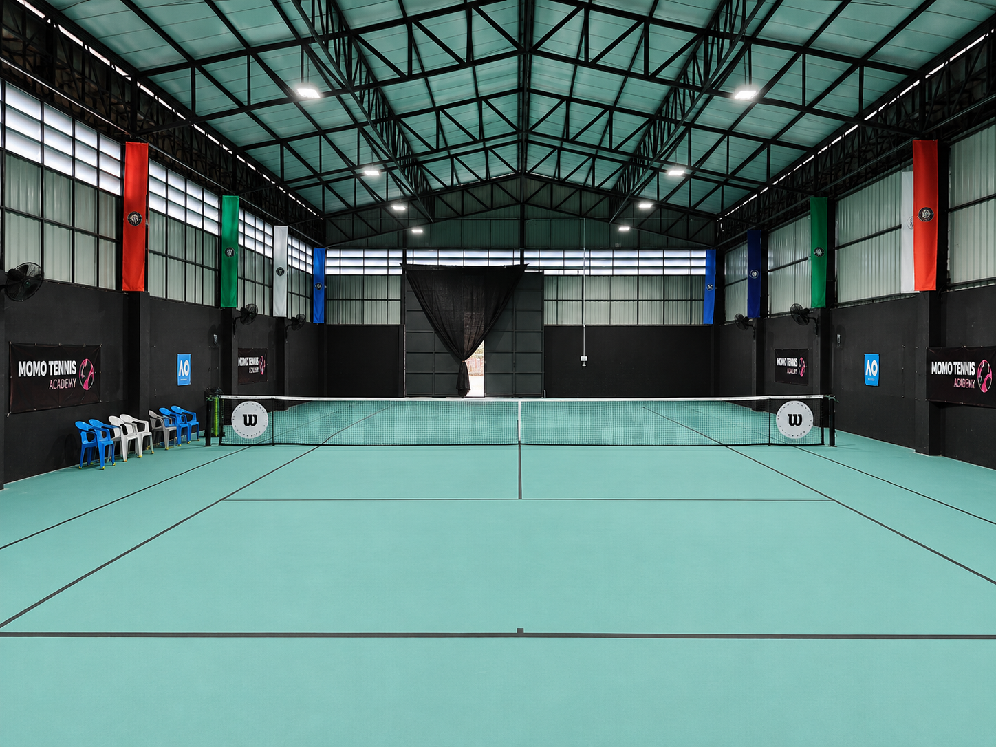 Momo Tennis Club